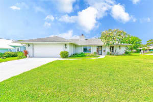6627 HERITAGE LN, BRADENTON, FL 34209 Sold 06/13/25
