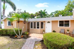 2726 SILVER KING WAY, SARASOTA, FL 34231 Sold 07/16/25