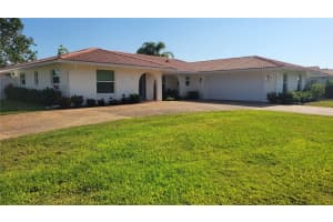 2942 Tuckerstown Dr, SARASOTA