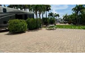 624 BARRACUDA BEND, FORT MYERS BEACH, FL 33931 - MLS#MFRA4652347