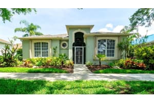 553 Meadow Sweet Cir, OSPREY