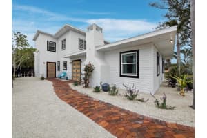 580 RUSSELL STREET, LONGBOAT KEY, FL 34228 - MLS#MFRA4652365