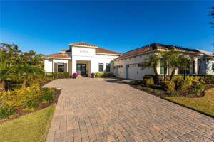 7208 Prestbury Cir, BRADENTON