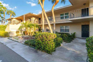 6999 COUNTRY CLUB DRIVE, SARASOTA, FL 34243 - MLS#MFRA4652404