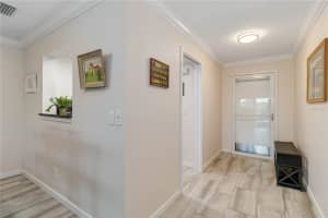 6999 COUNTRY CLUB DRIVE, SARASOTA, FL 34243 - MLS#MFRA4652404