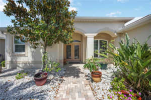 10523 OLD GROVE CIRCLE, BRADENTON, FL 34212 - MLS#MFRA4652414
