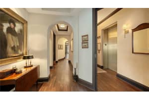 420 GOLDEN GATE POINT, SARASOTA, FL 34236 - MLS#MFRA4652440