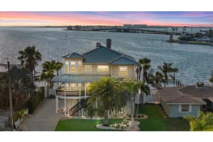 2438 BAYWOOD DRIVE, DUNEDIN, FL 34698 Sold 08/29/25