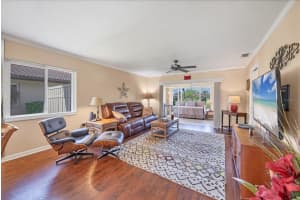 6422 AUBURN AVENUE, BRADENTON, FL 34207 - MLS#MFRA4652506