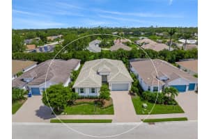 7717 Sandhill Lake Dr, SARASOTA