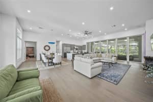 924 INDIAN BEACH DRIVE, SARASOTA, FL 34234 - MLS#MFRA4652577
