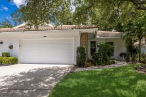 5712 Garden Lakes Dr, BRADENTON