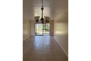 7273 CLOISTER DRIVE, SARASOTA, FL 34231 - MLS#MFRA4652636