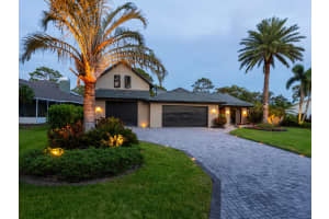 3905 COUNTRY VIEW DRIVE, SARASOTA, FL 34233 Sold 09/16/25