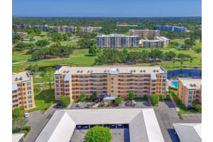 4550 Pinebrook Cir #608, BRADENTON