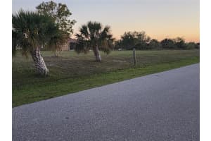 15563 RUSTON CIRCLE, PORT CHARLOTTE, FL 33981 - MLS#MFRA4652710