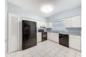 11717 WESSON CIRCLE, TAMPA, FL 33618 Sold 06/30/25