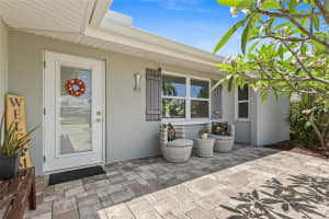 6841 ROXBURY DRIVE, SARASOTA, FL 34231 Sold 07/14/25