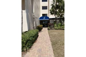 6124 43RD STREET, BRADENTON, FL 34210 Sold 09/15/25