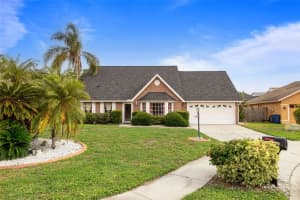 3910 77TH PLACE, SARASOTA, FL 34243 - MLS#MFRA4652778