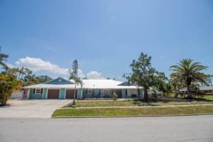 1021 ESTREMADURA DRIVE, BRADENTON, FL 34209 Sold 08/05/25