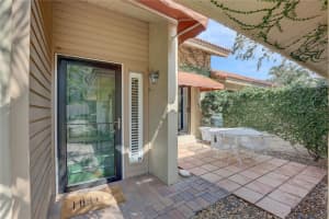 5039 KESTRAL PARK DRIVE, SARASOTA, FL 34231 Sold 08/20/25