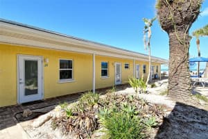 105 CASEY KEY ROAD, NOKOMIS, FL 34275 Sold 06/18/25