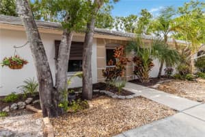 642 JEFFERSON AVENUE, SARASOTA, FL 34237 - MLS#MFRA4652898