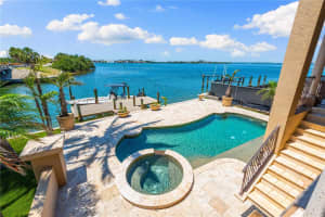 290 WASHINGTON DRIVE, SARASOTA, FL 34236 - MLS#MFRA4652926
