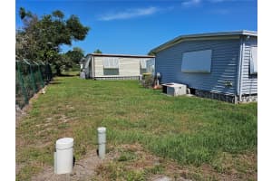 3212 OAKWOOD BOULEVARD, SARASOTA, FL 34237 - MLS#MFRA4652932