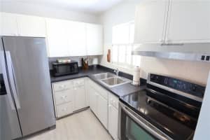 2083 CANAL DRIVE, BRADENTON, FL 34207 - MLS#MFRA4652954