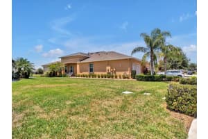 635 Chipper Dr, SUN CITY CENTER
