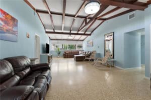 138 PEARL AVENUE, SARASOTA, FL 34243 - MLS#MFRA4653065