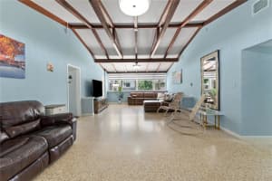 138 PEARL AVENUE, SARASOTA, FL 34243 - MLS#MFRA4653065