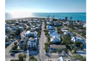 704 GLADIOLUS STREET, ANNA MARIA, FL 34216 - MLS#MFRA4653068