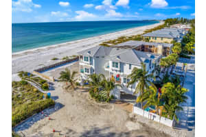 2500 GULF DRIVE, BRADENTON BEACH, FL 34217 Sold 08/05/25