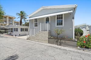 29 TWIN SHORES BOULEVARD, LONGBOAT KEY, FL 34228 Sold 06/20/25