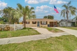 2715 36TH AVENUE TERRACE, BRADENTON, FL 34208 Sold 06/27/25