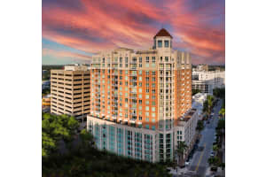 1350 Main St #1703, SARASOTA