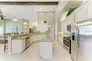 518 CHANTILLY TRAIL, BRADENTON, FL 34212 - MLS#MFRA4653129