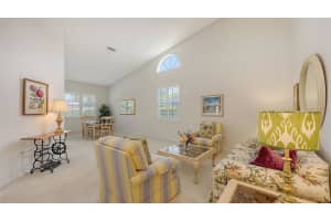 4208 BALMORAL WAY, SARASOTA, FL 34238 - MLS#MFRA4653149
