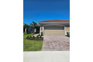 20381 Symphony Pl, VENICE