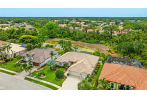 7126 SOUTHGATE COURT, SARASOTA, FL 34243 - MLS#MFRA4653170