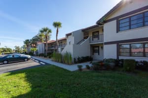 5630 GOLF POINTE DRIVE, SARASOTA, FL 34243 - MLS#MFRA4653204