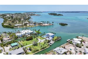 630 De Narvaez Dr, LONGBOAT KEY