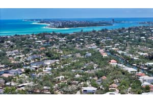 755 Edgemere Ln, SARASOTA