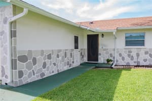 1004 65TH AVENUE, BRADENTON, FL 34207 - MLS#MFRA4653287
