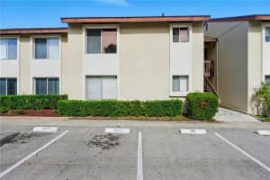 2704 HIDDEN LAKE BOULEVARD, SARASOTA, FL 34237 Sold 08/01/25