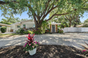 1019 TUTTLE AVENUE, SARASOTA, FL 34237 Sold 07/15/25