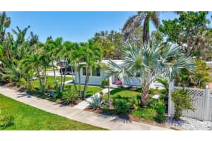 643 CALLE DEL OTONO, SARASOTA, FL 34242 - MLS#MFRA4653312